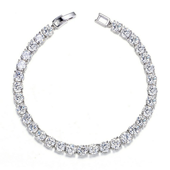 J&K Bijoux Jewelry - 🎉HP🎉 🔥Sale🔥 Cubic Zirconia Tennis Bracelet